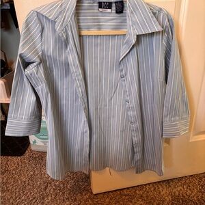 DCC Collection Women's Light Blue Striped Button-Down Shirt